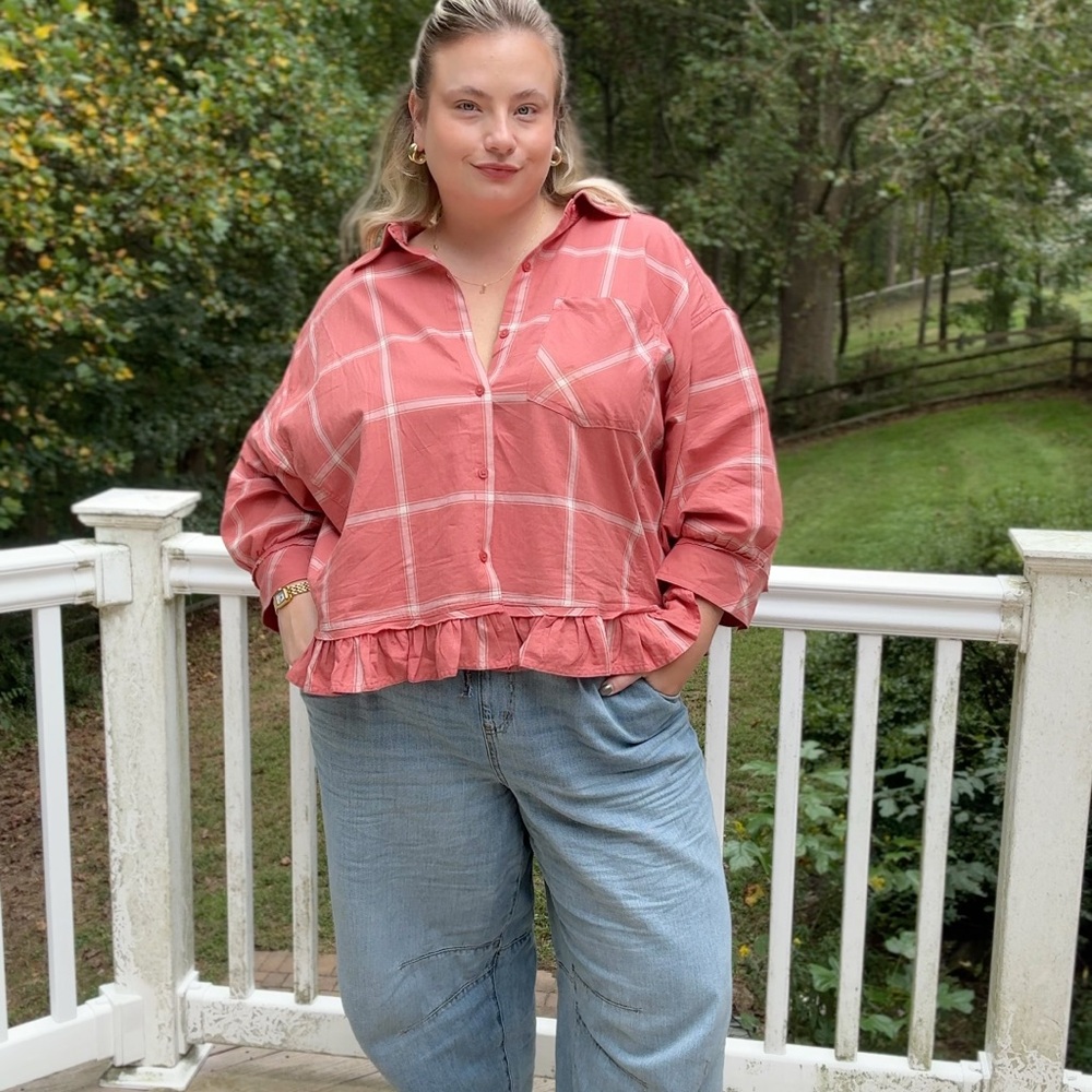 Torrid Festi Ruffle Button Down - image 4